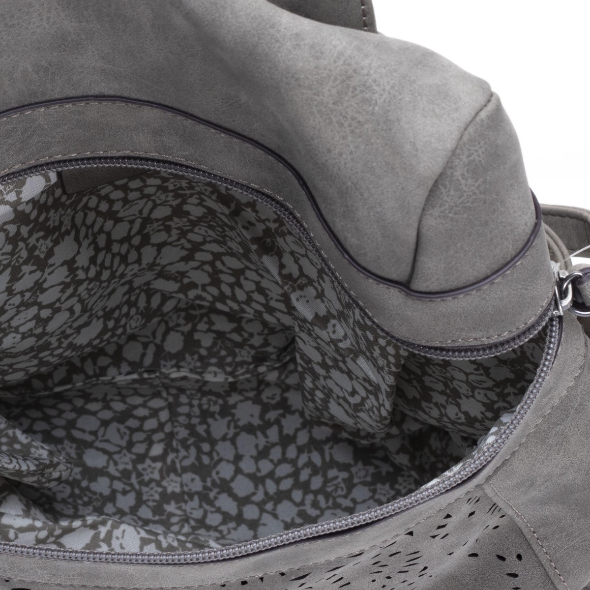 detail Dámský batoh TAMARIS BATILDE 3261192-200 GREY Backpack
