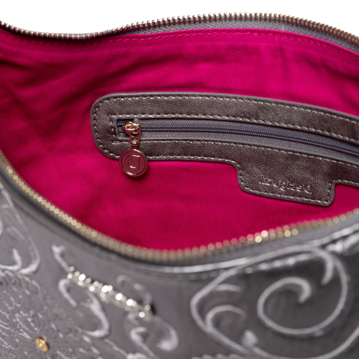 detail Dámská kabelka DESIGUAL DES-2019784-S0 stříbrná