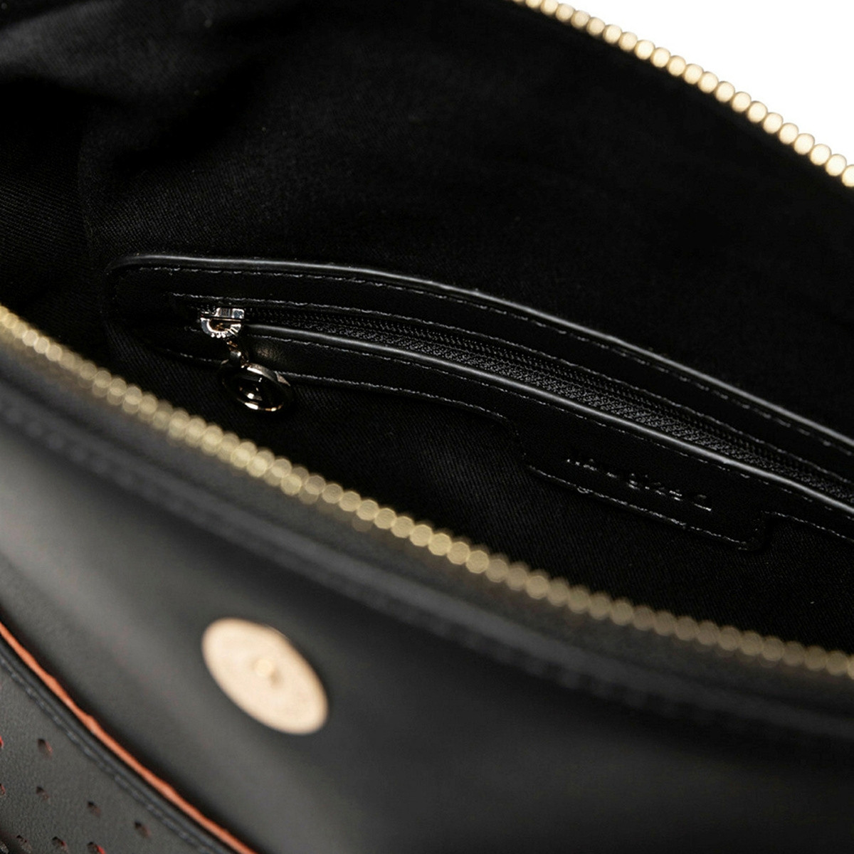 detail Dámská kabelka DESIGUAL DES-2019793-S0 černá