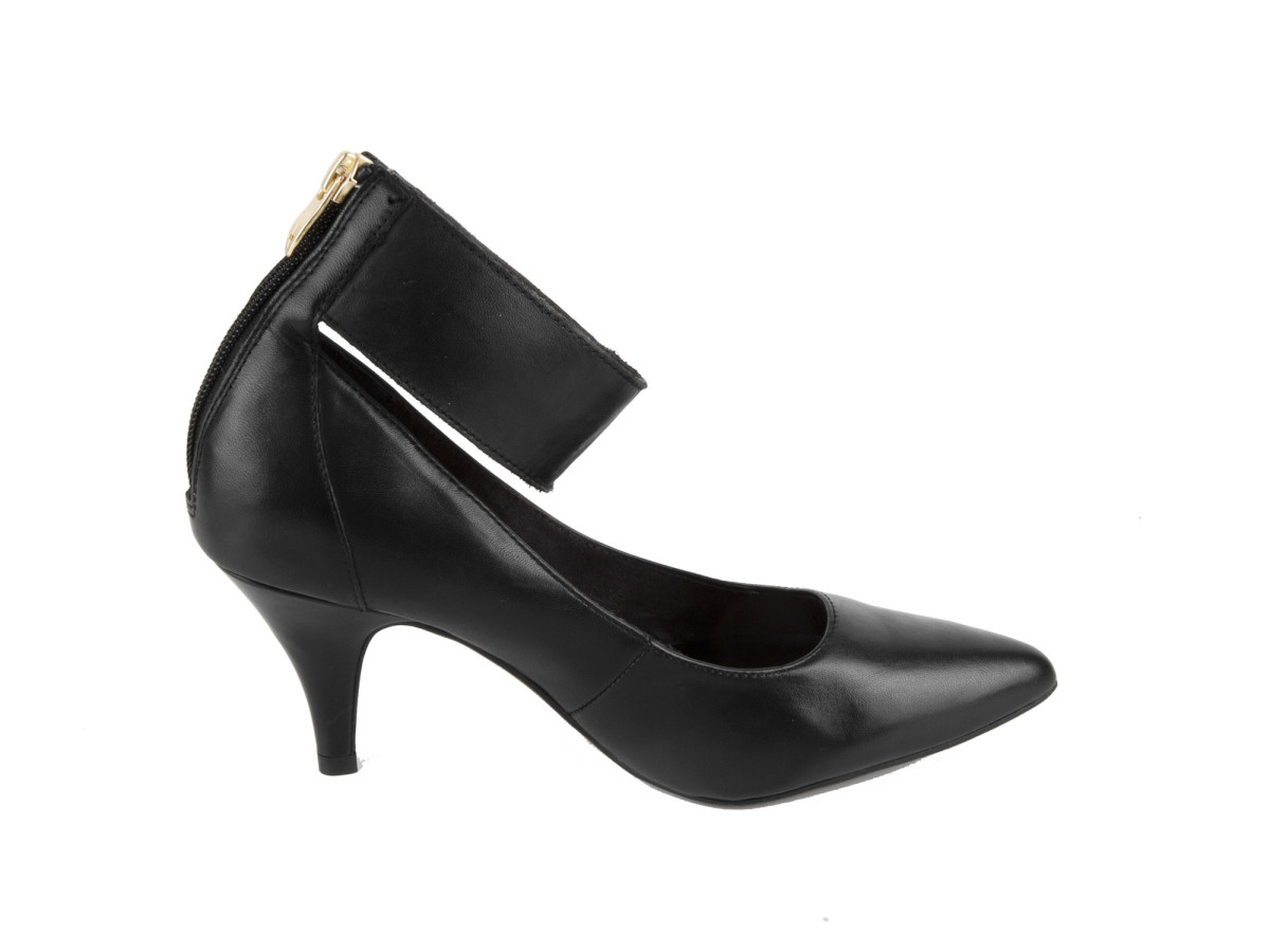 detail Elegantní lodičky s páskem kolem kotníku 1-22406-33 / černá