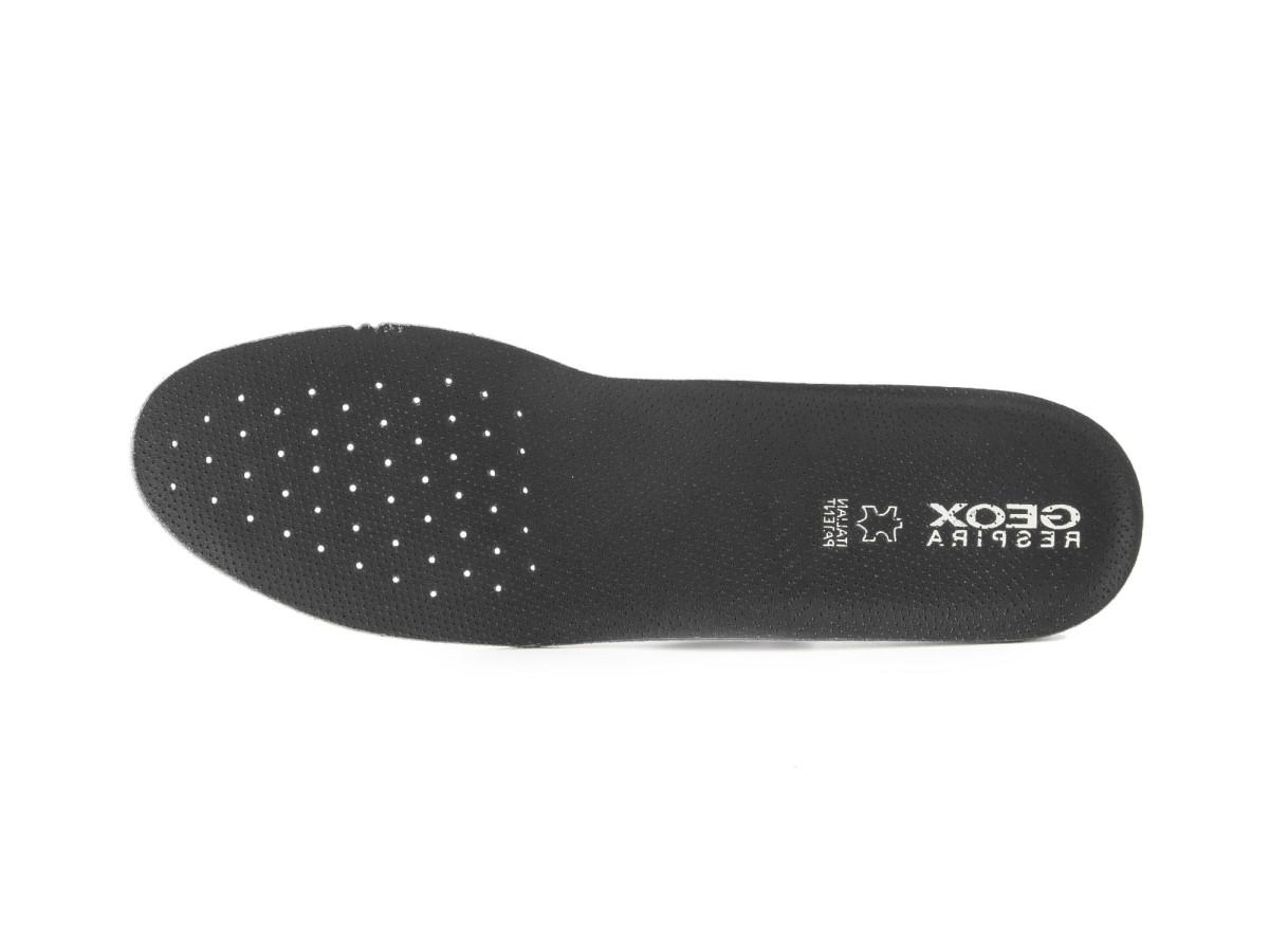 detail Dámské kotníkové tenisky GEOX D642NA 08521 C9999