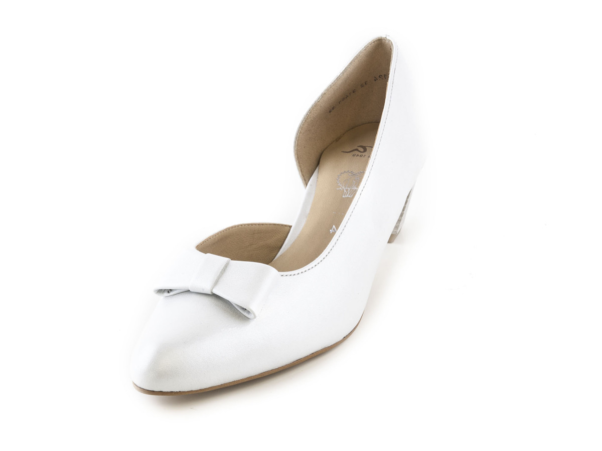 detail Svatební lodičky na středním podpatku s výřezem šíře G 12-31461-33 / perleťová