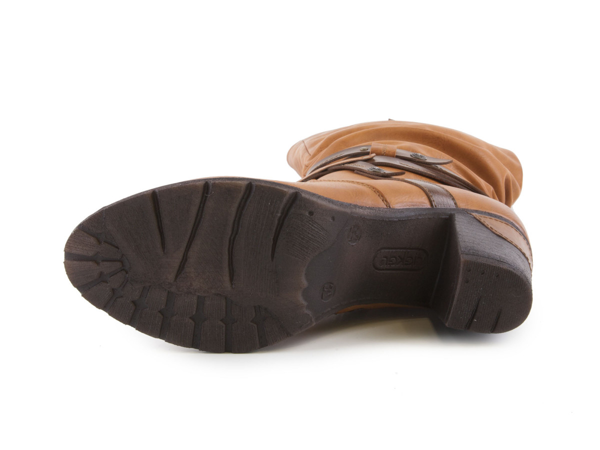 detail Vysoké zvrásněné zateplené kozačky šíře G 96054-24 / hnědá