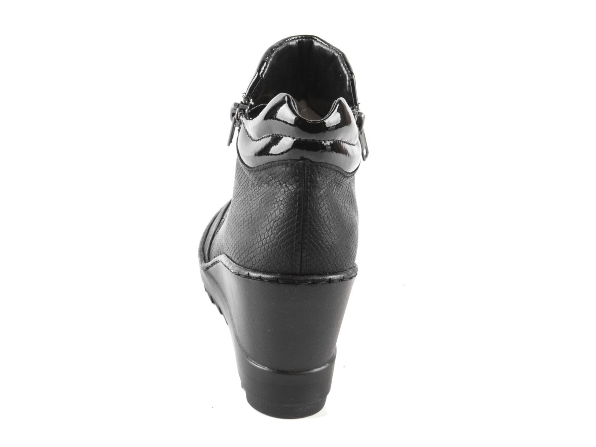 detail Dámské kotníkové boty na klínku se dvěma zipy šíře G N2992-00 / černá