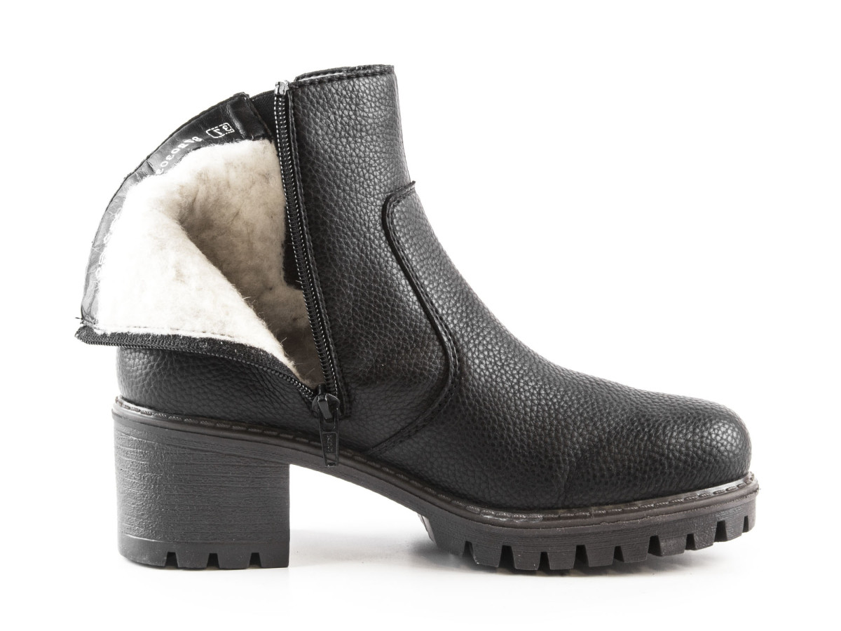 detail Dámské kotníkové zimní boty na podpatku a platformě se zipem šíře G Y8662-00 /