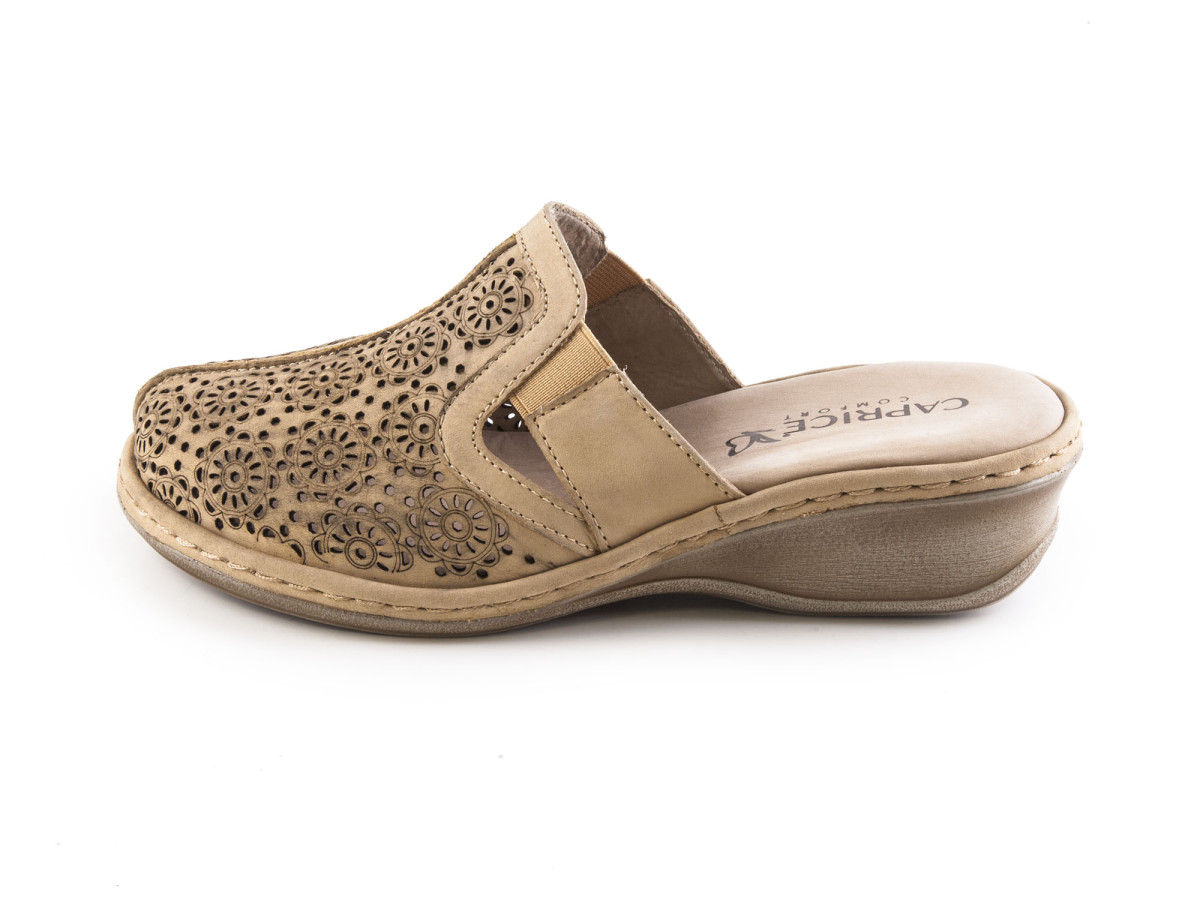 detail Dámské nazouváky CAPRICE 9-9-27204-20 SAND NUBUC 316