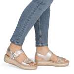 náhled Dámské sandály RIEKER V0951-90 zlatá S6