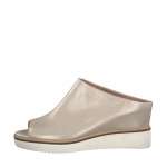 náhled Dámská obuv TAMARIS 1-1-27200-20 LT.GOLD PLAIN 978