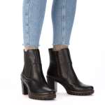 náhled Dámská kotníková obuv RIEKER Y2580-00 černá W5