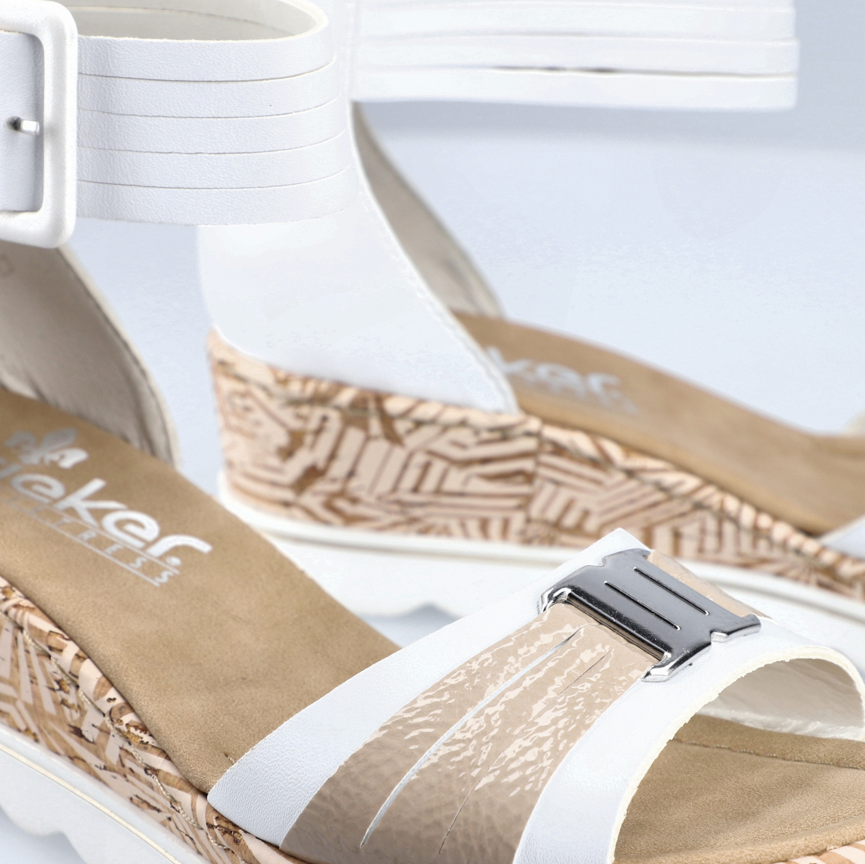 Rieker Sandalen zomerschoen sandaal keilhak met asymmetrische bandjes