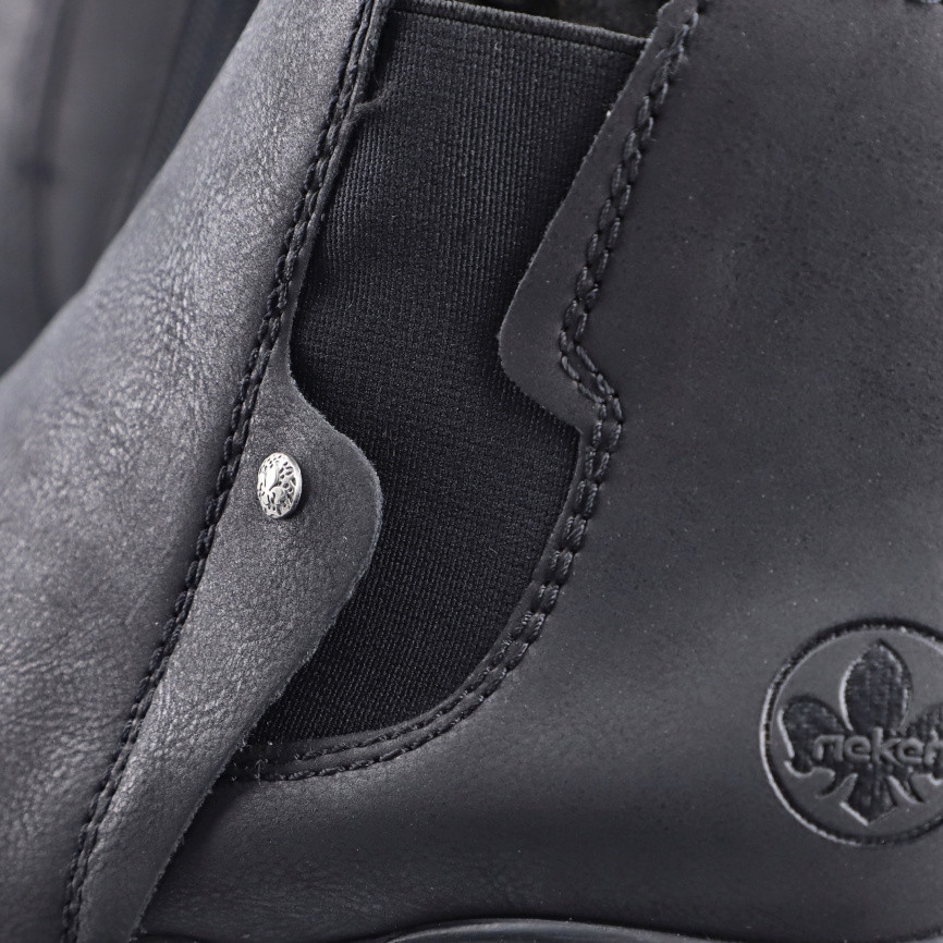 detail Dámská kotníková obuv RIEKER Z4661-00 černá W2