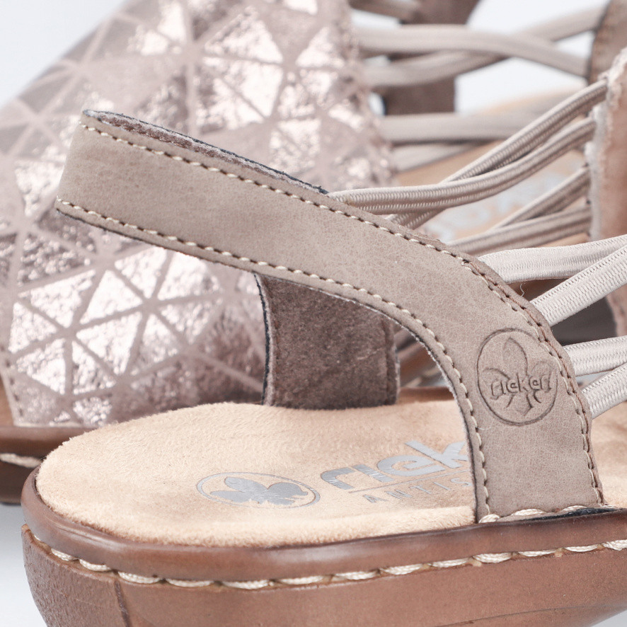 detail Dámské sandály RIEKER 608D1-60 béžová S6