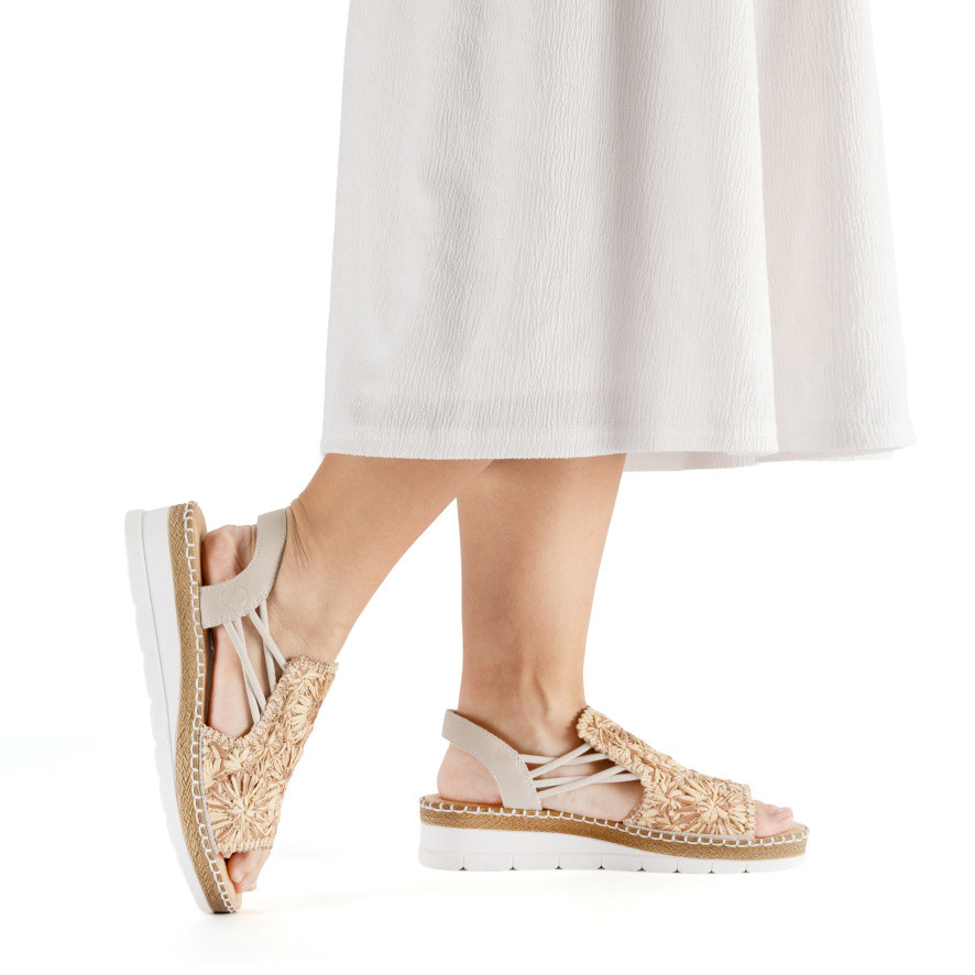 detail Dámské sandály RIEKER V1268-64 béžová S6