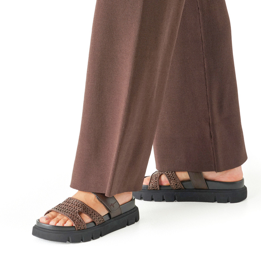 detail Dámské nazouváky TAMARIS 27422-46-304 hnědá S6