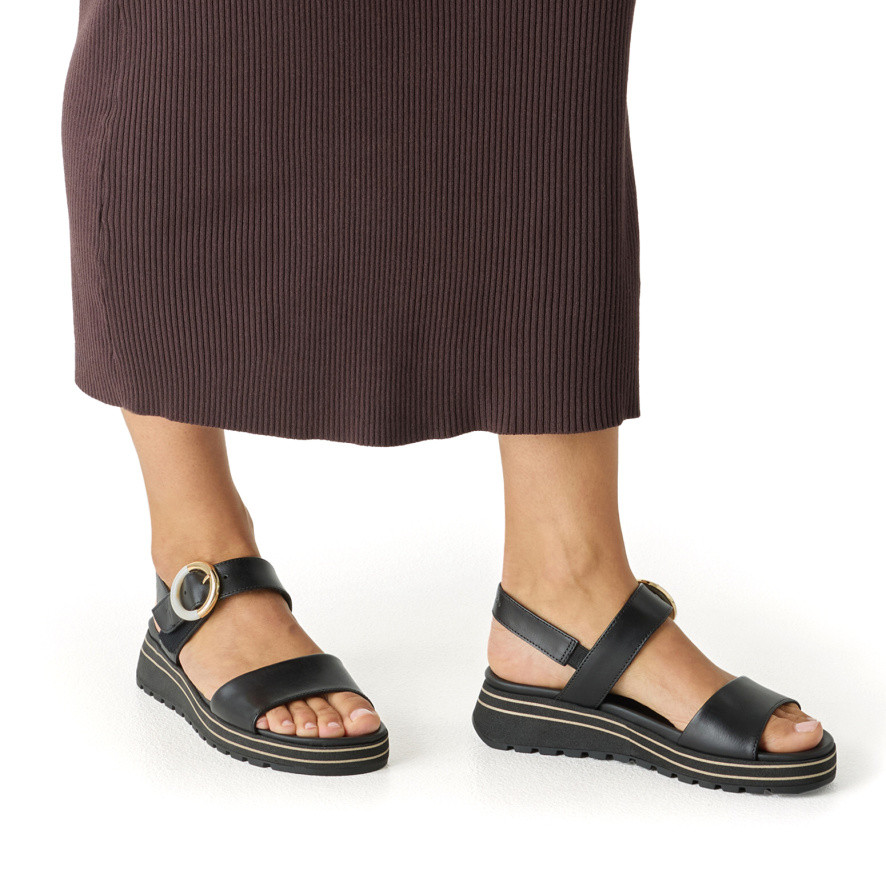 detail Dámské sandály TAMARIS 28254-46-001 černá S6