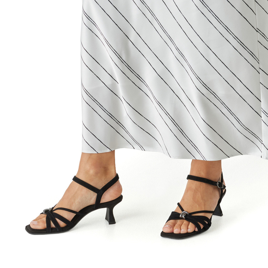 detail Dámské sandály TAMARIS 28338-46-001 černá S6