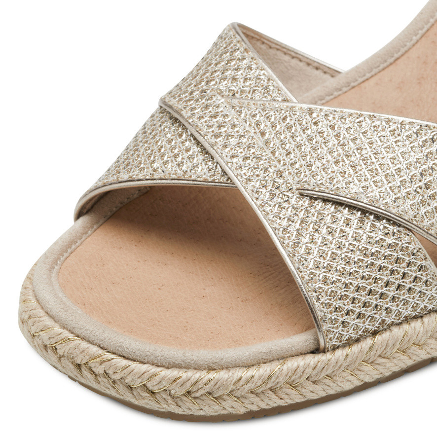 detail Dámské sandály TAMARIS 28367-42-967 zlatá S6