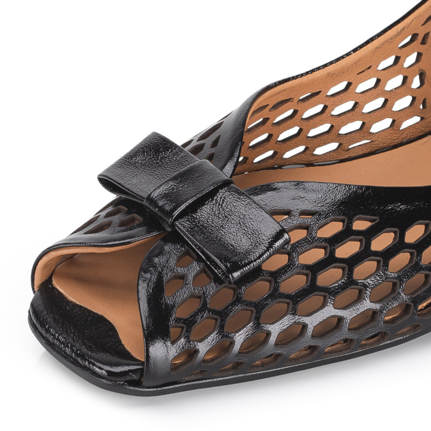 detail Dámské sandály IBERIUS G064-00309 6028 černá S6